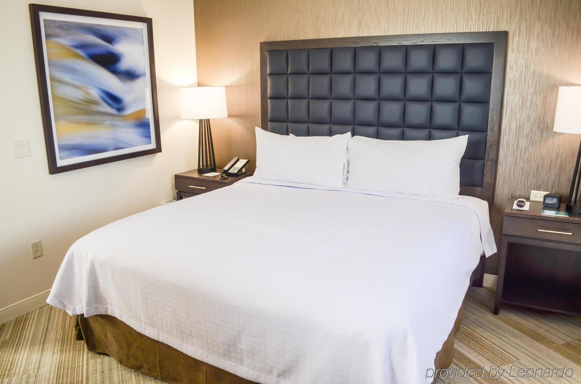 Homewood Suites By Hilton Richmond-Downtown Екстериор снимка