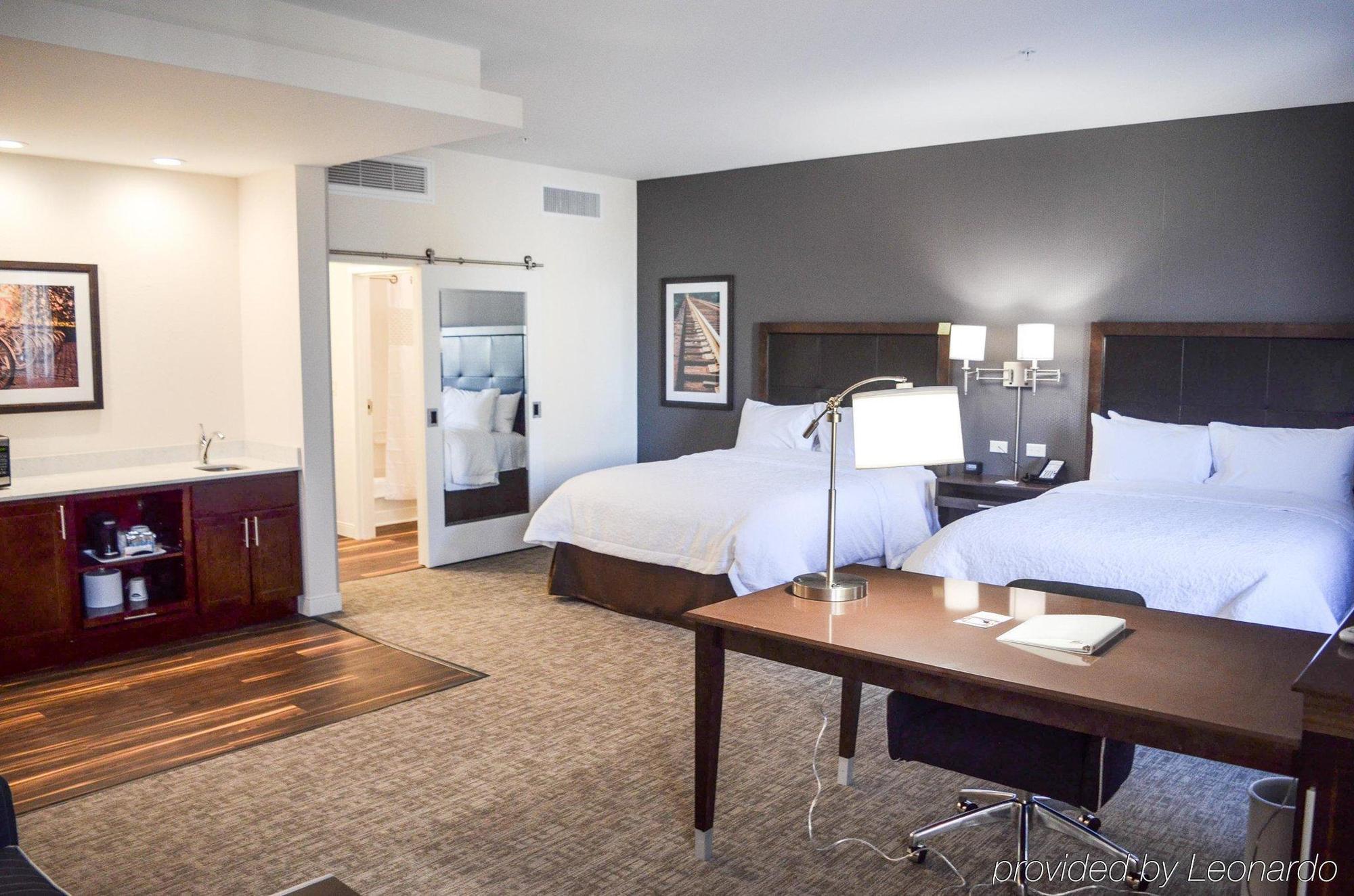 Homewood Suites By Hilton Richmond-Downtown Екстериор снимка